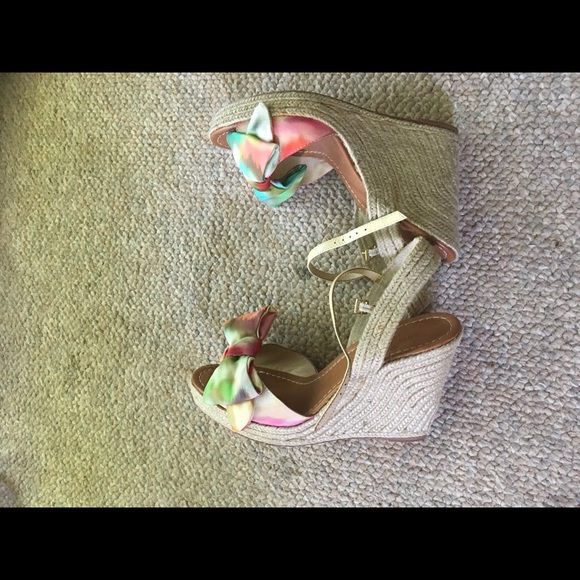 Kate Spade Giverny wedges, size 8. - Picture 3 of 5